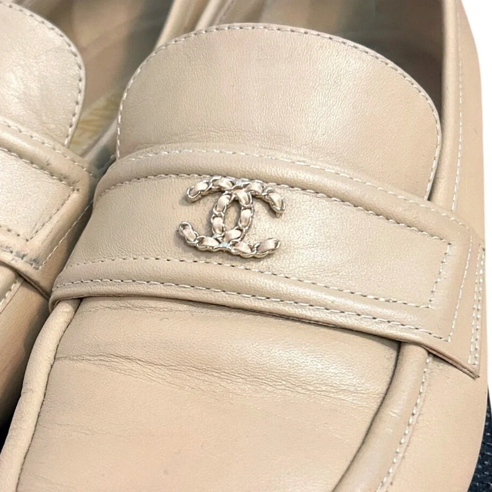Chanel Beige Tan Lambskin Leather CC Logo Penny Loafers G37435 Size 40C